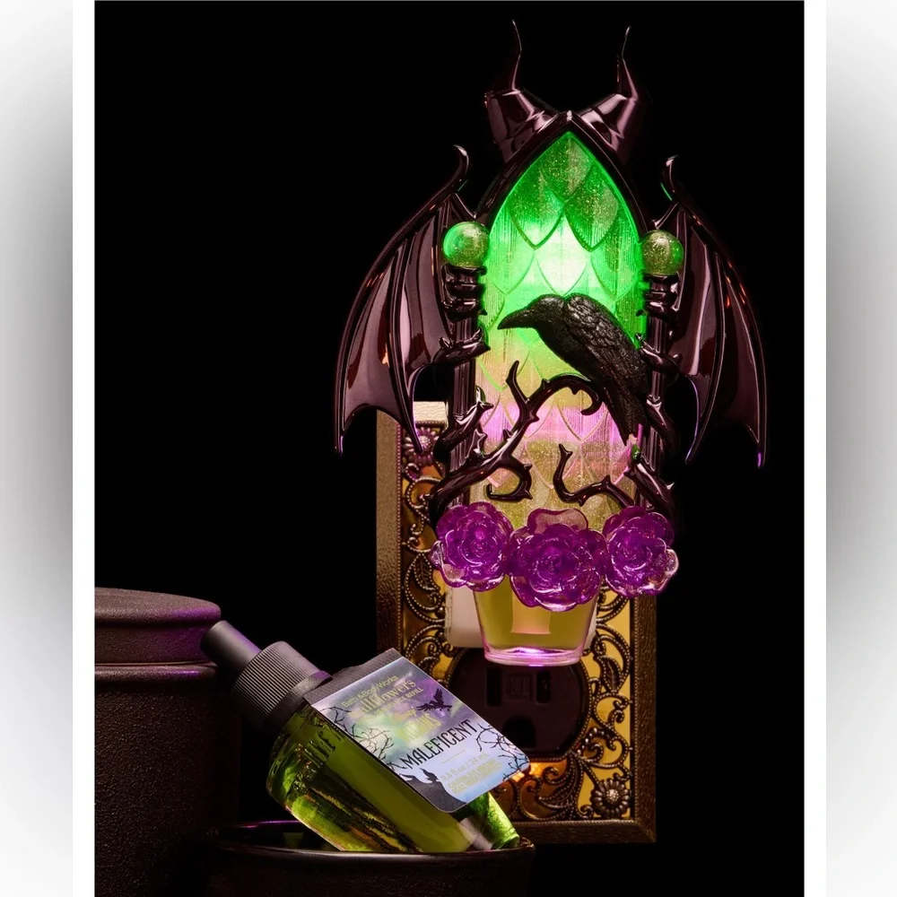 Maleficent Wallflower Plug - Picture 1 of 5